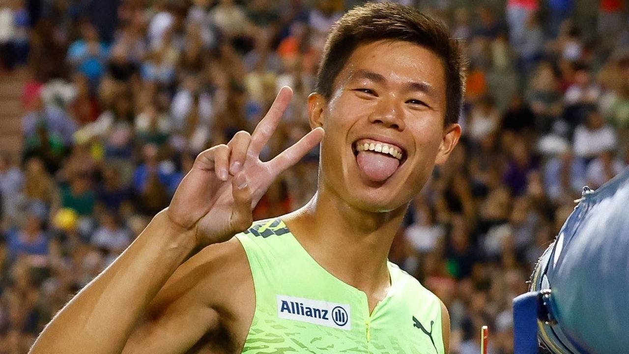 EJ Obiena rises to second in pole vault world rankings